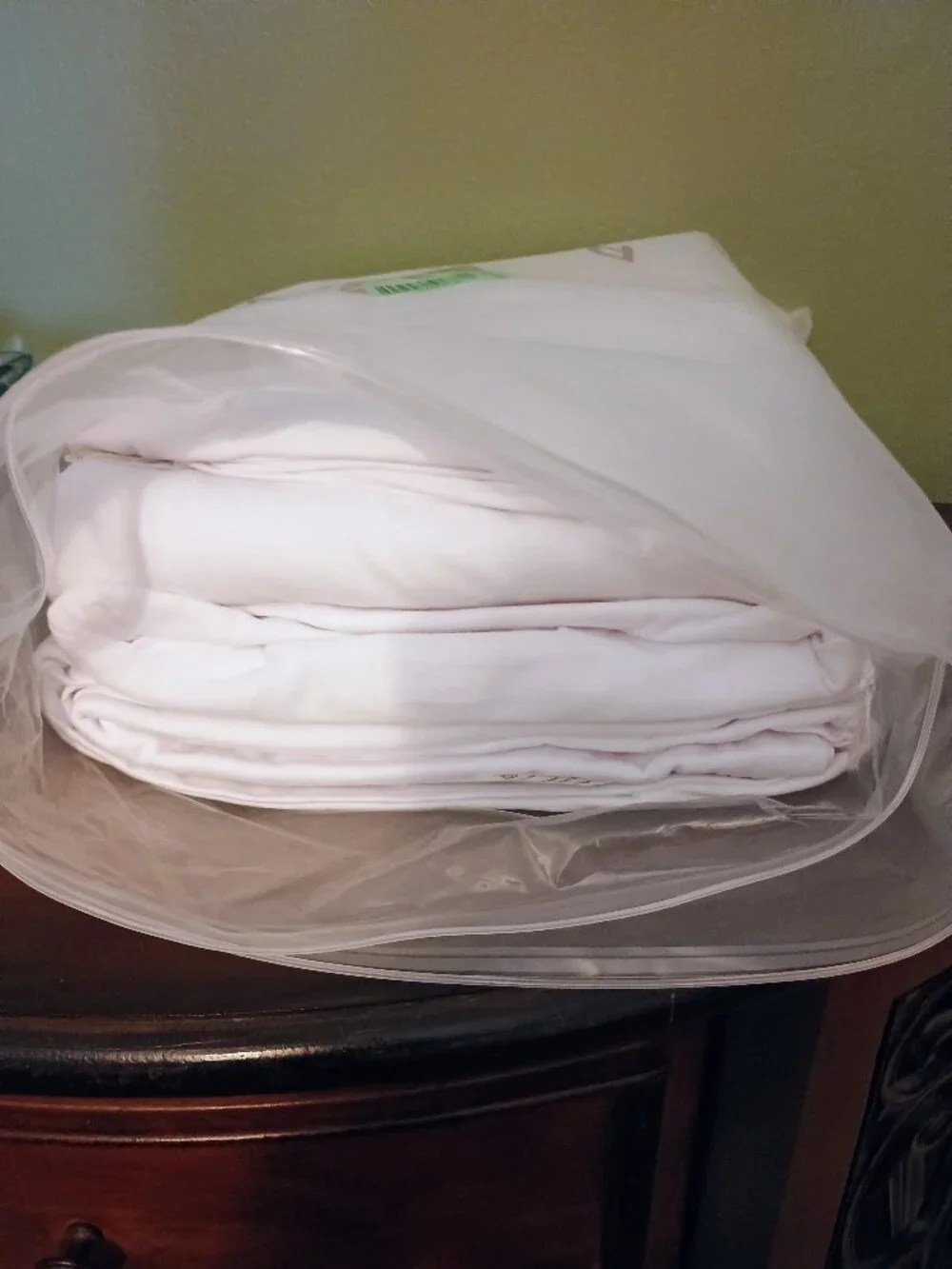 Cotton bed sheets, jersey cotton sheets, bed sheets, King bed sheets.